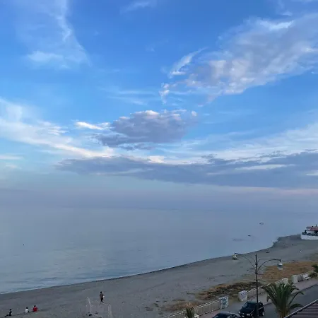 Sunrise ברנקאלאונה מרינה