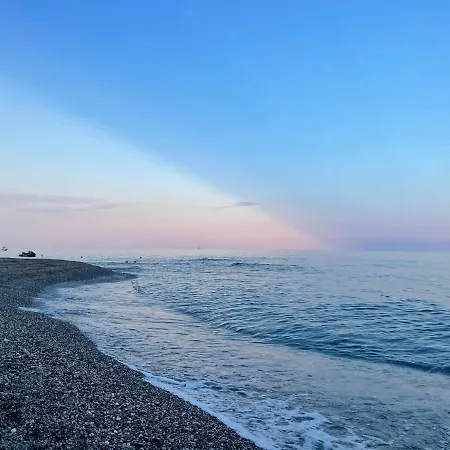 Sunrise * Brancaleone Marina